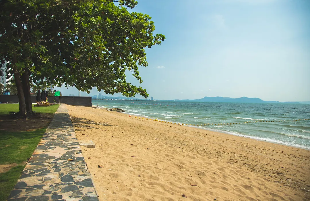 Ana Anan Resort & Villas Pattaya-1
